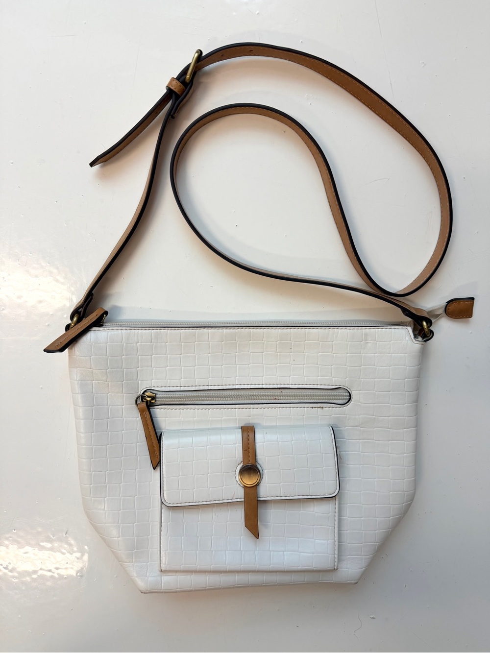 St. John's Bay Women's Newberry Bucket White Crossbody Bag One Size